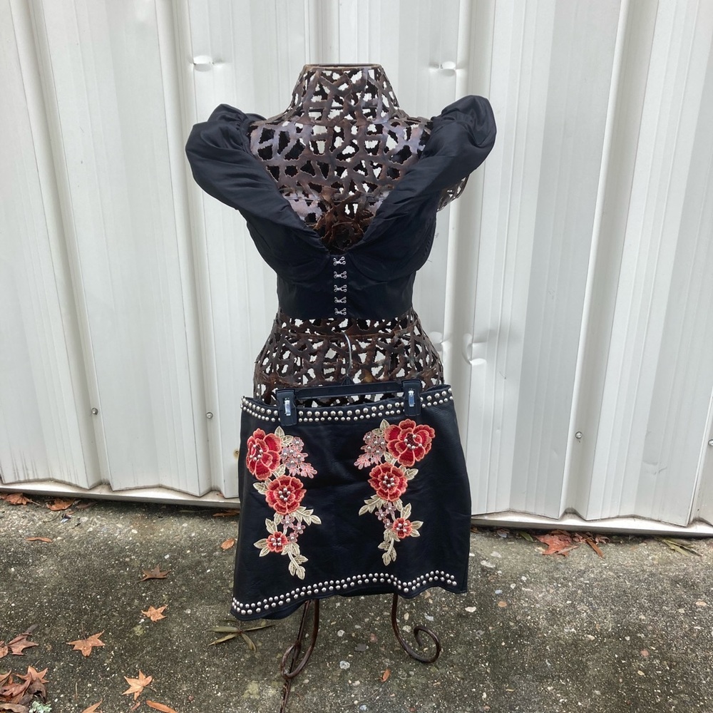 Black polyester bustiers style top